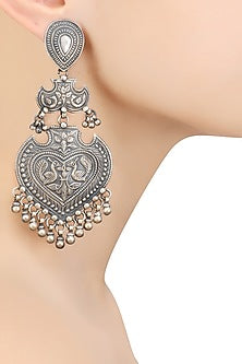 Silver Patra Heartshaped Earrings