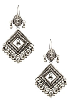 Silver Patra Diamond Shaped Earrings
