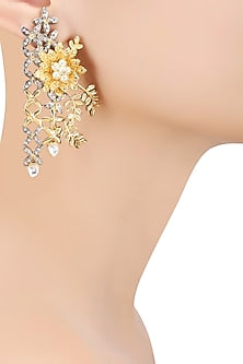 Matte Gold Finish Cubic Zircon Floral Motif Earrings