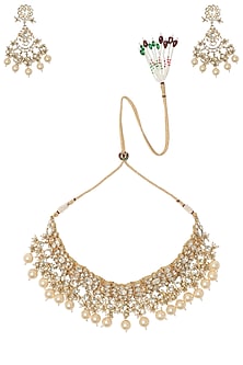 Gold Plated Kundan Stones and Pearl Choker Necklace with Earrings and Maangtika