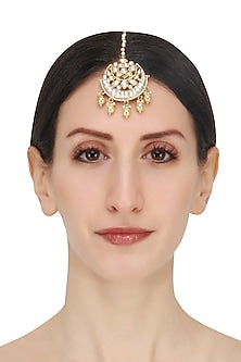 Gold Finish Jadtar Stone Round Maang Tikka