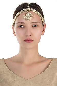 Gold plated white stone mathapatti