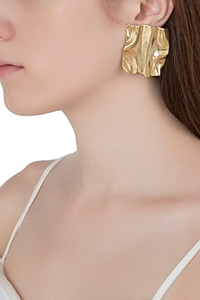 Gold Plated Textured Square Shaped Earrings