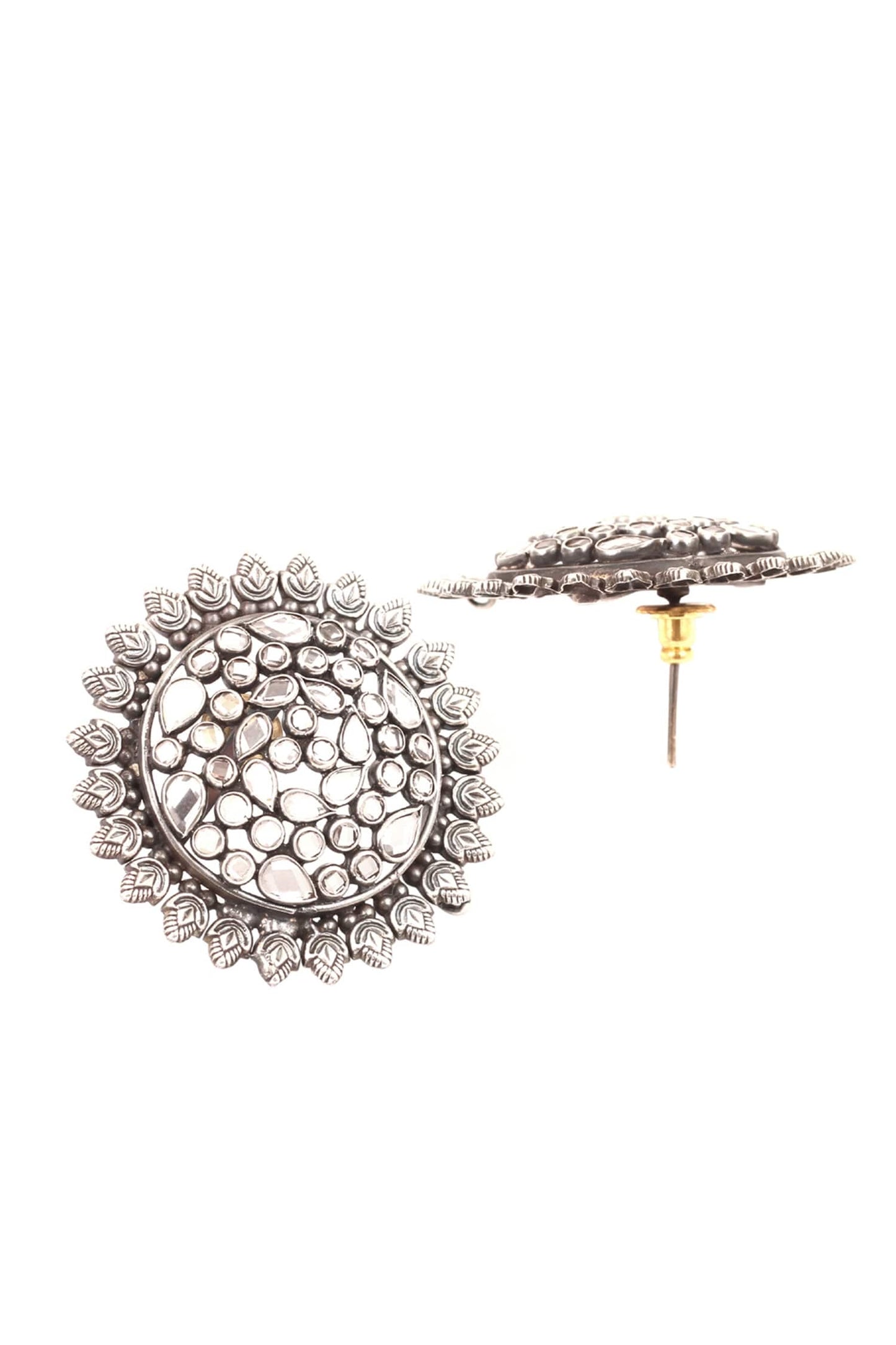 Carved Stud Earrings 