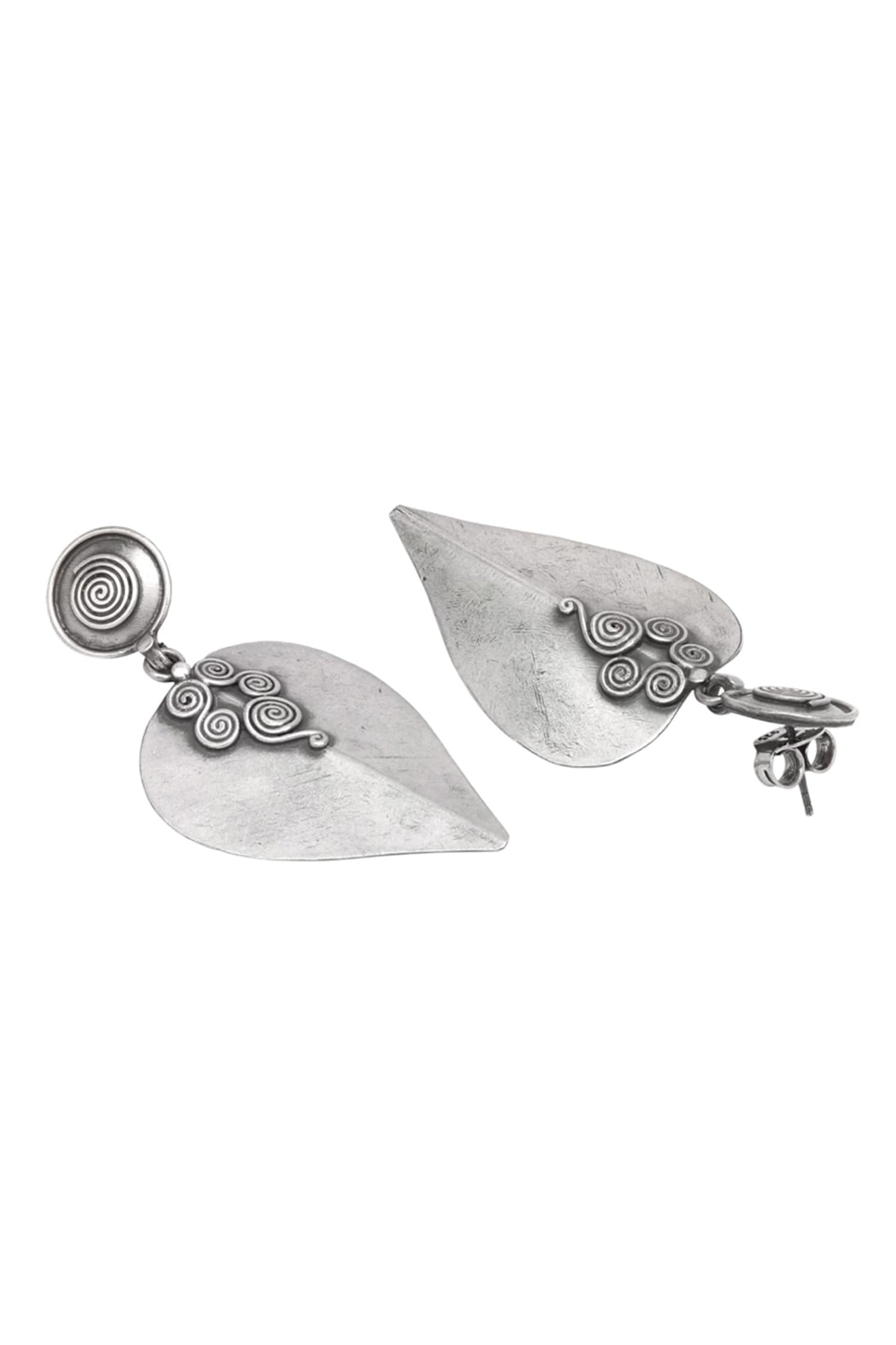 Leaf Motif Drop Earrings 