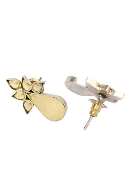 Teardrop Motif Stud Earrings 