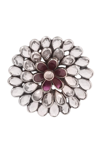 Floral Motif Stud Earrings 