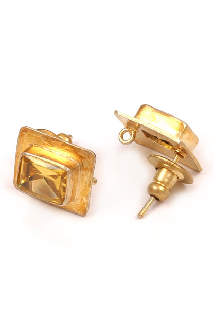 Stone Ear Studs 