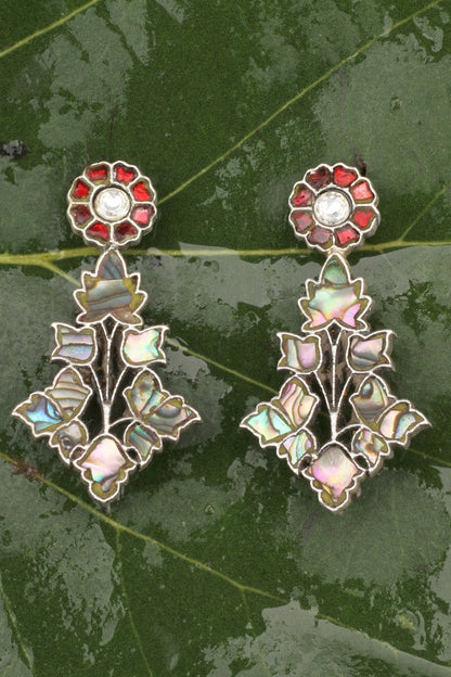 Liza Floral Earrings 