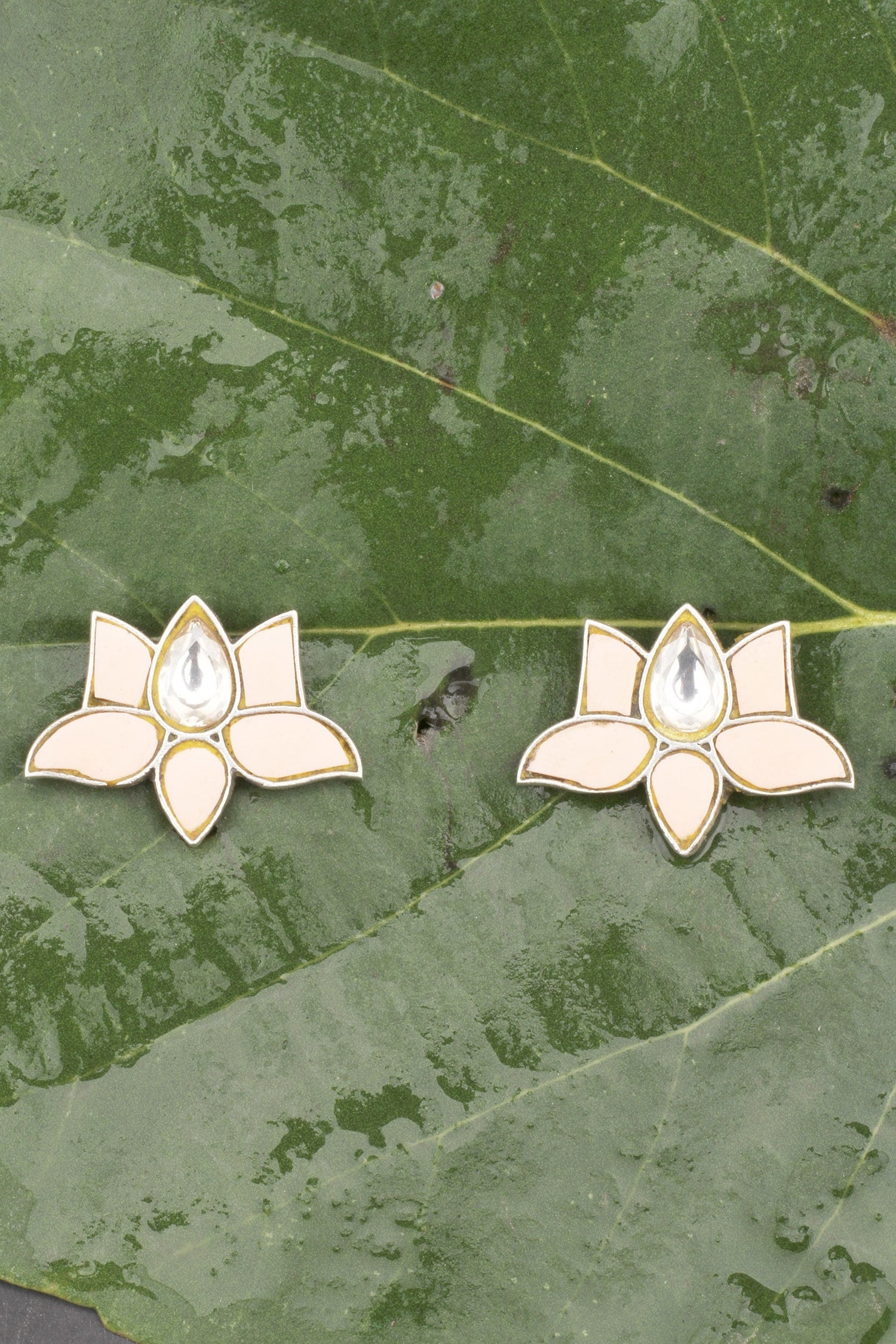  Sofia Floral Stud Earrings 