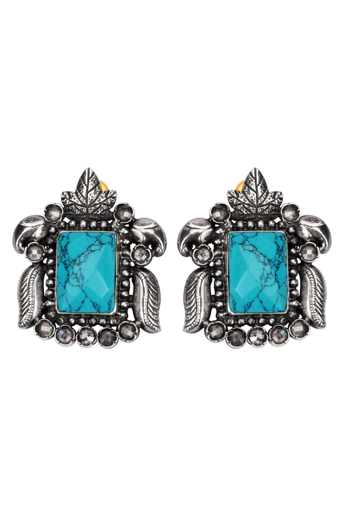Wajiha Carved Earrings 