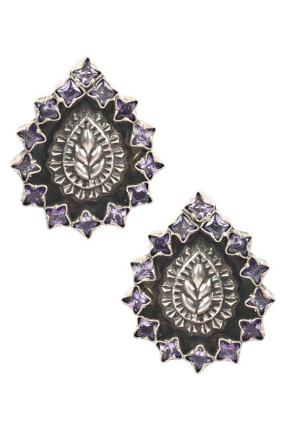 Leaf Carved Studs 