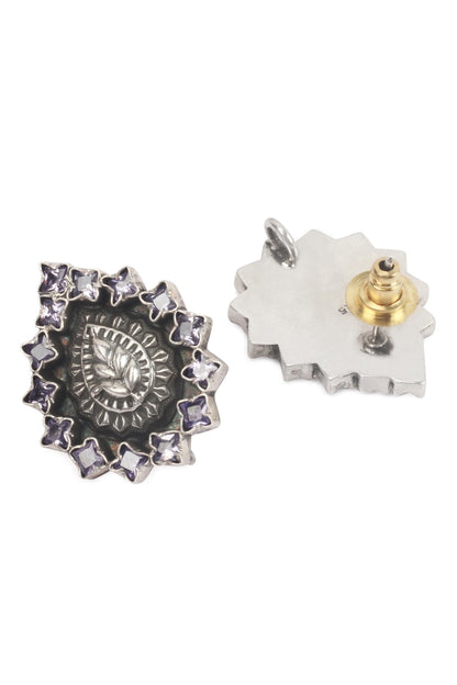 Leaf Carved Studs 