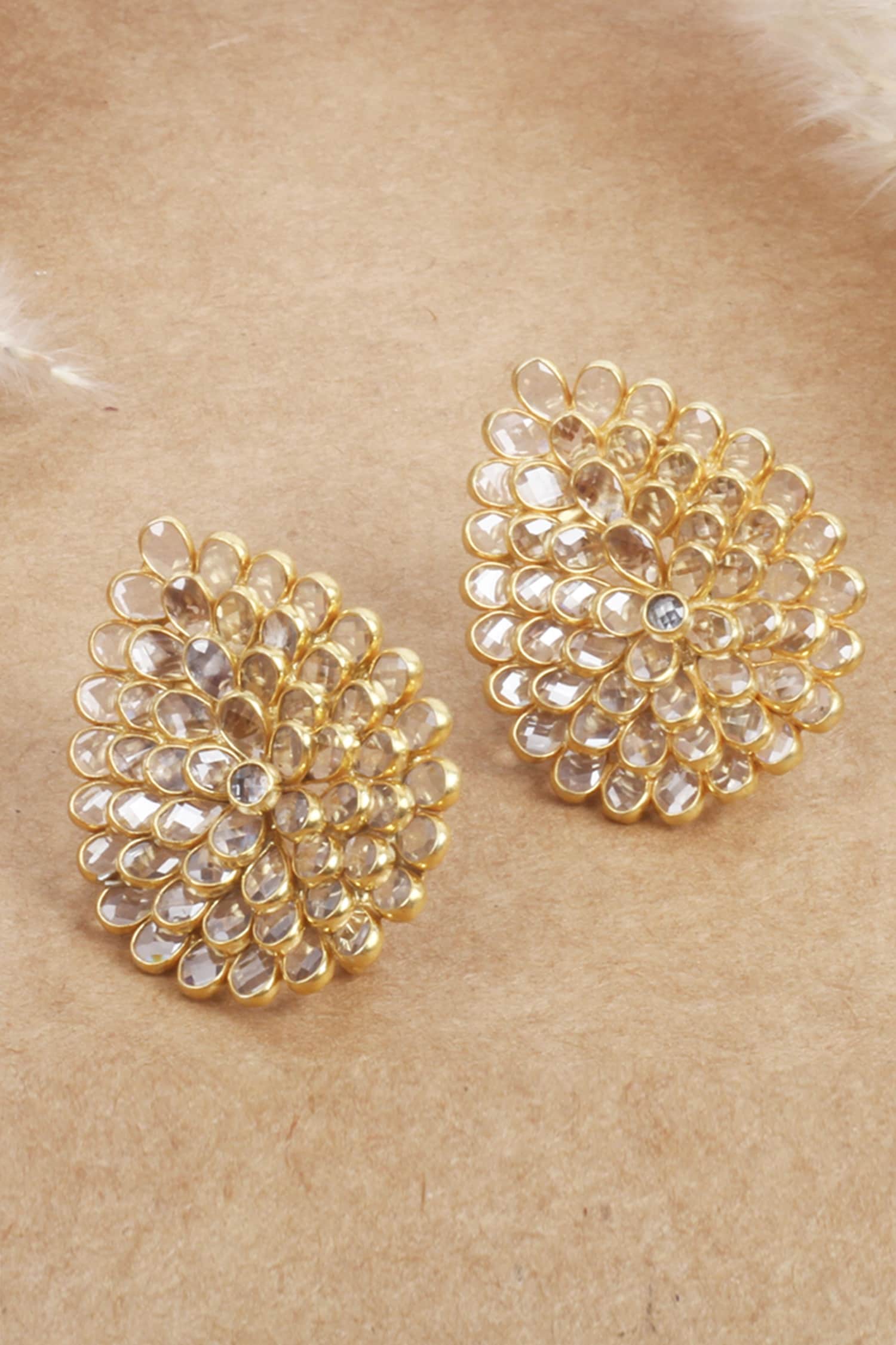 Leaf Carved Studs 