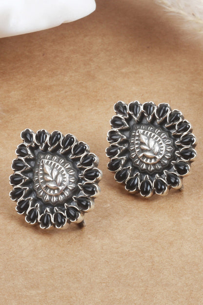 Leaf Carved Studs 