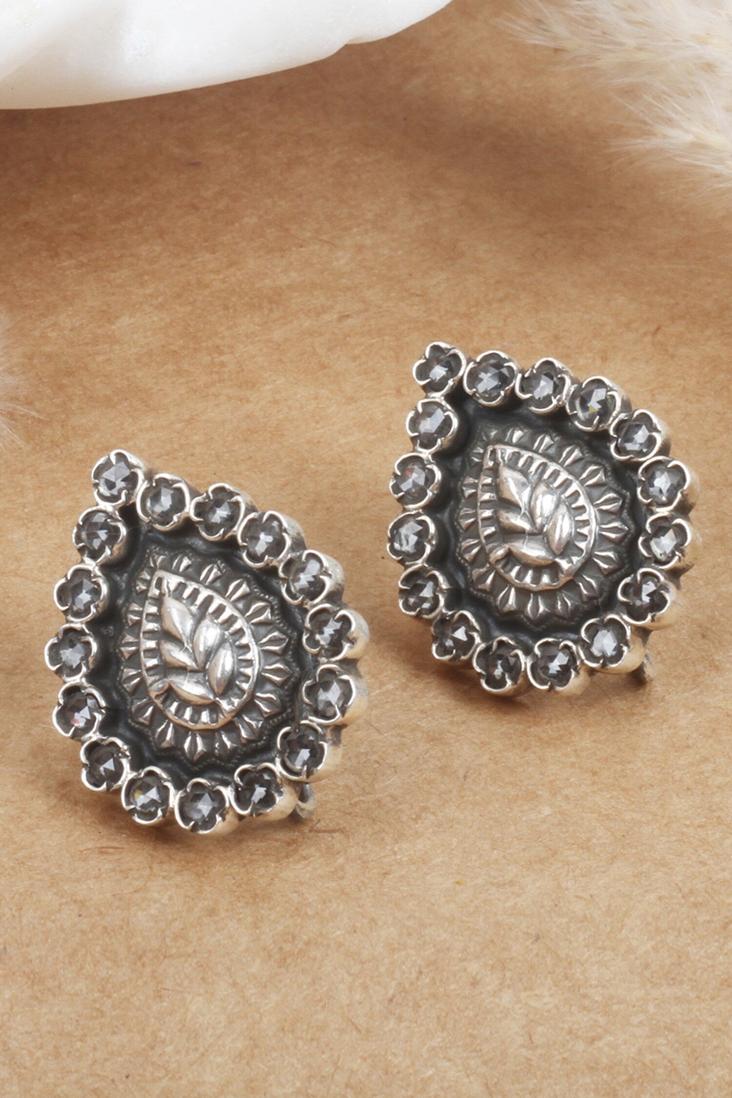 Leaf Carved Studs 