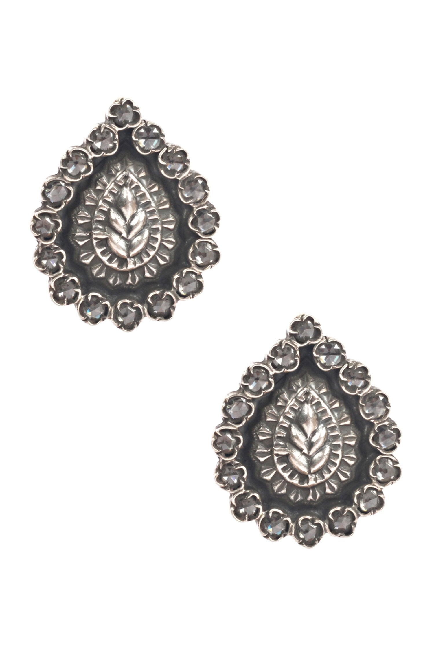 Leaf Carved Studs 