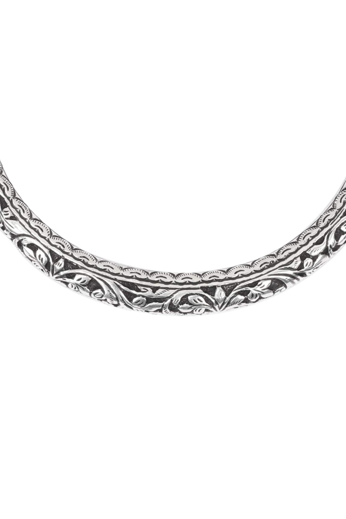 Handcrafted Choker 