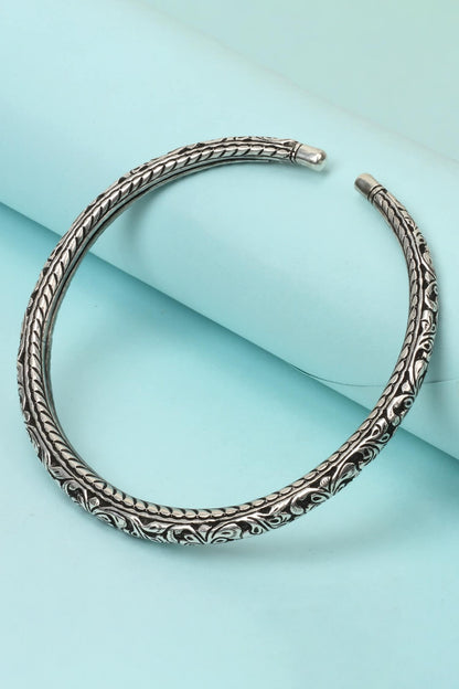 Handcrafted Choker 