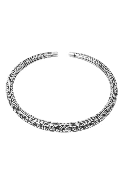 Handcrafted Choker 