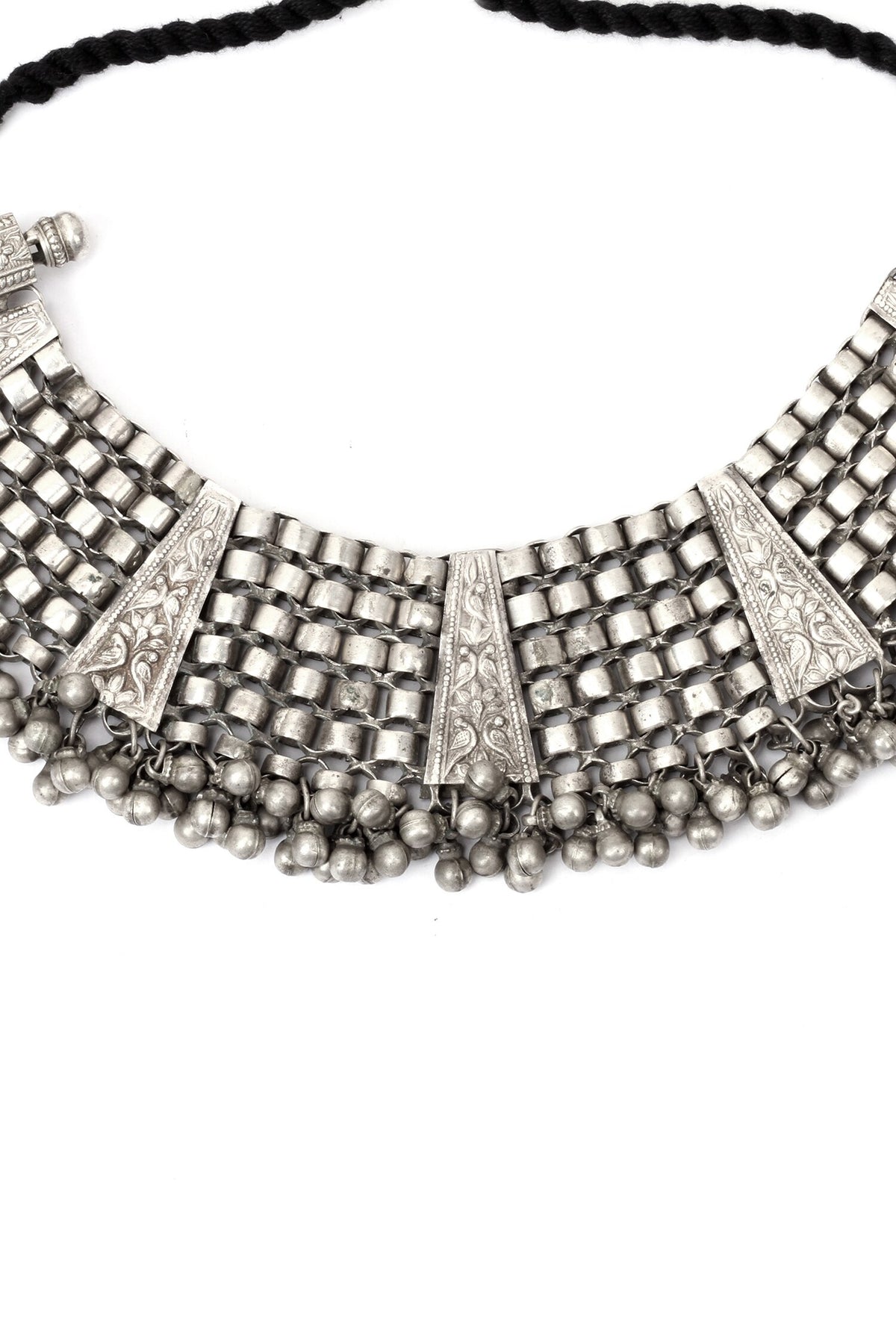 Ghungroo Embellished Choker 