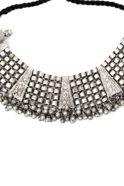 Ghungroo Embellished Choker 