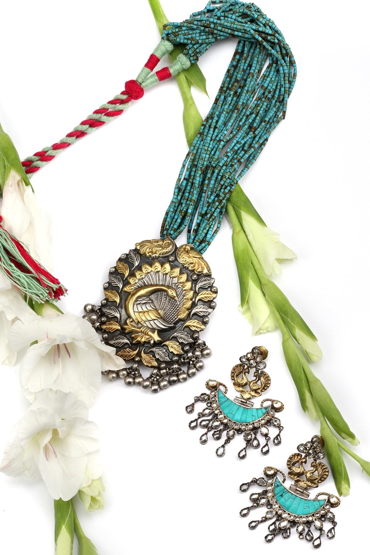 Handcrafted Pendant Necklace Set 