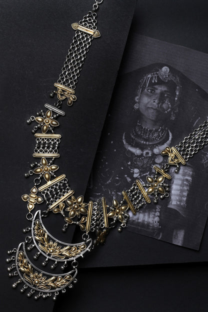 Handcrafted Floral Carved Necklace 
