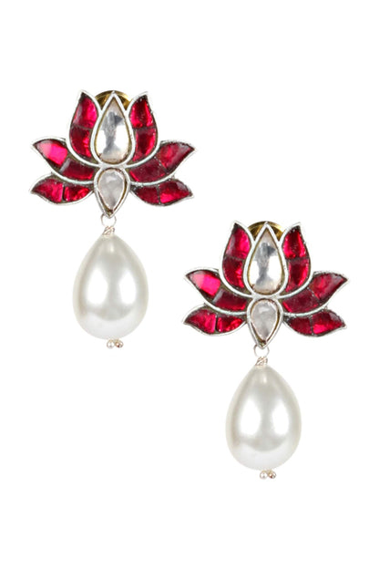 Handcrafted Kundan Pendant Necklace Set 