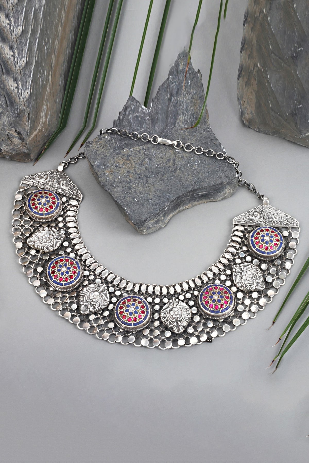 Carved Choker 