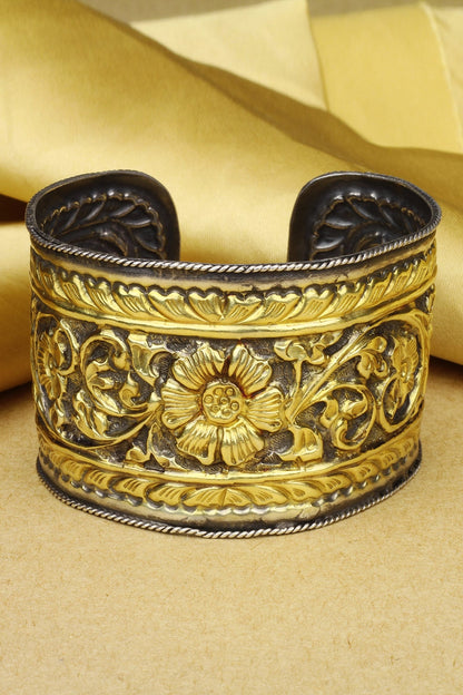 Leyla Handcrafted Bangle Single Pc 