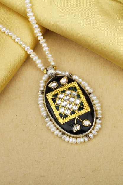 Nusrat Pendant Necklace With Pearl Chain 