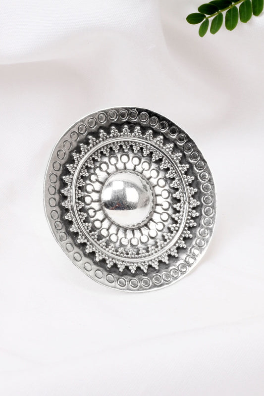Engraved Ring 