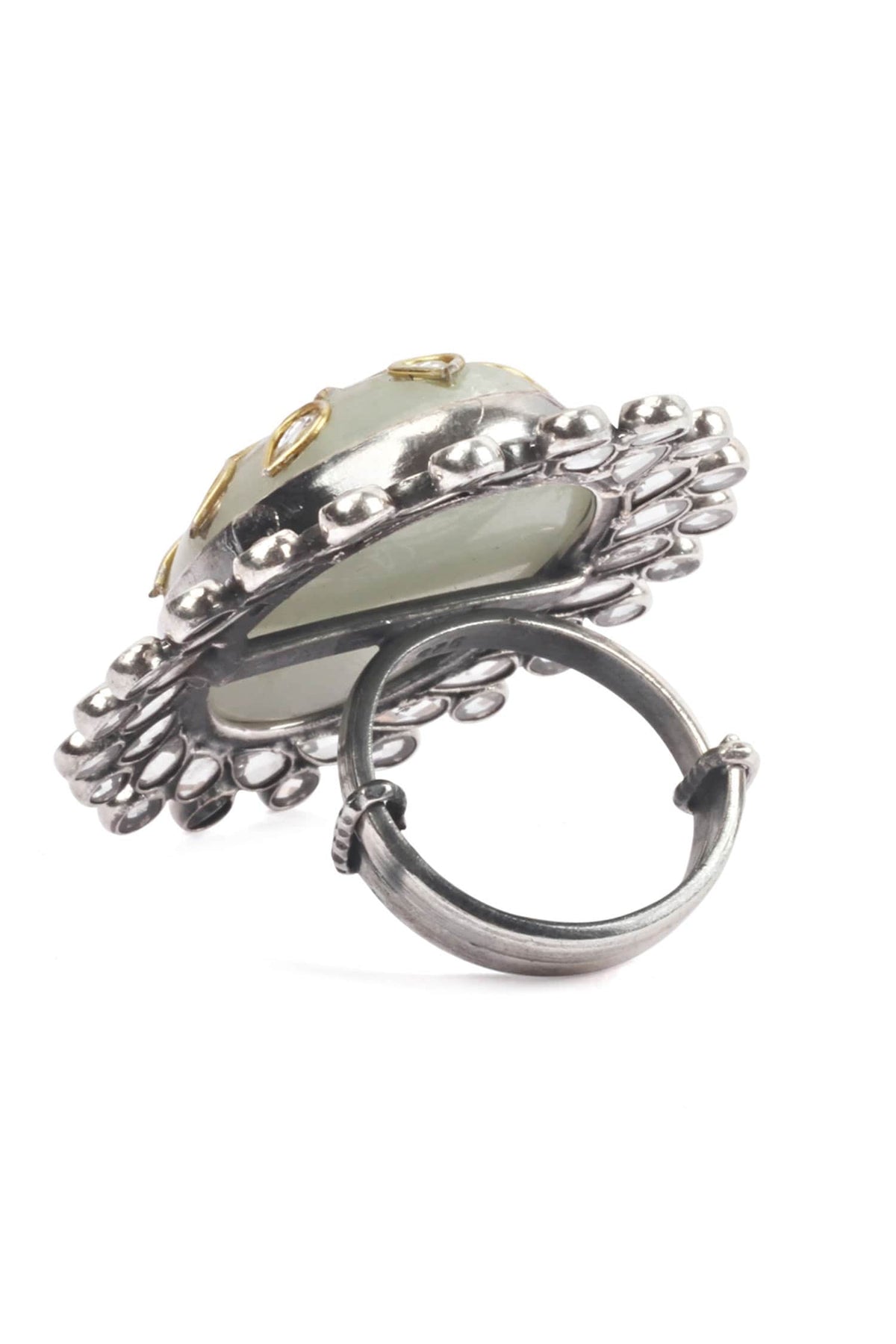 Oval Motif Handcrafted Ring 