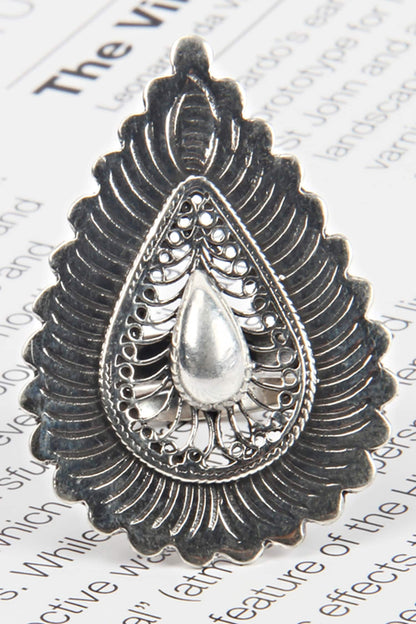 Leaf Motif Handcrafted Ring 