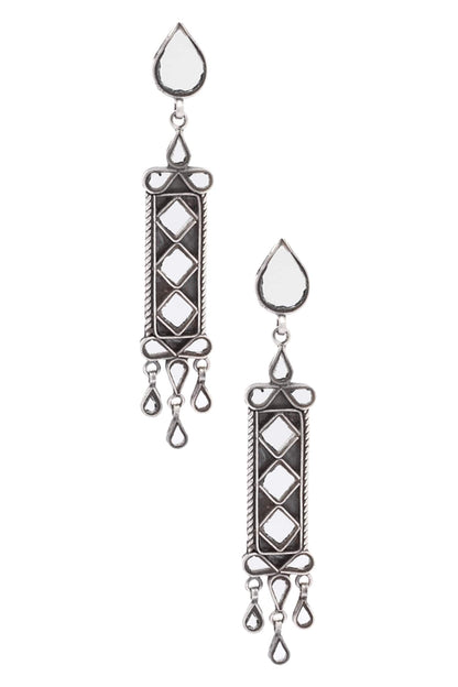 Geometric Danglers 
