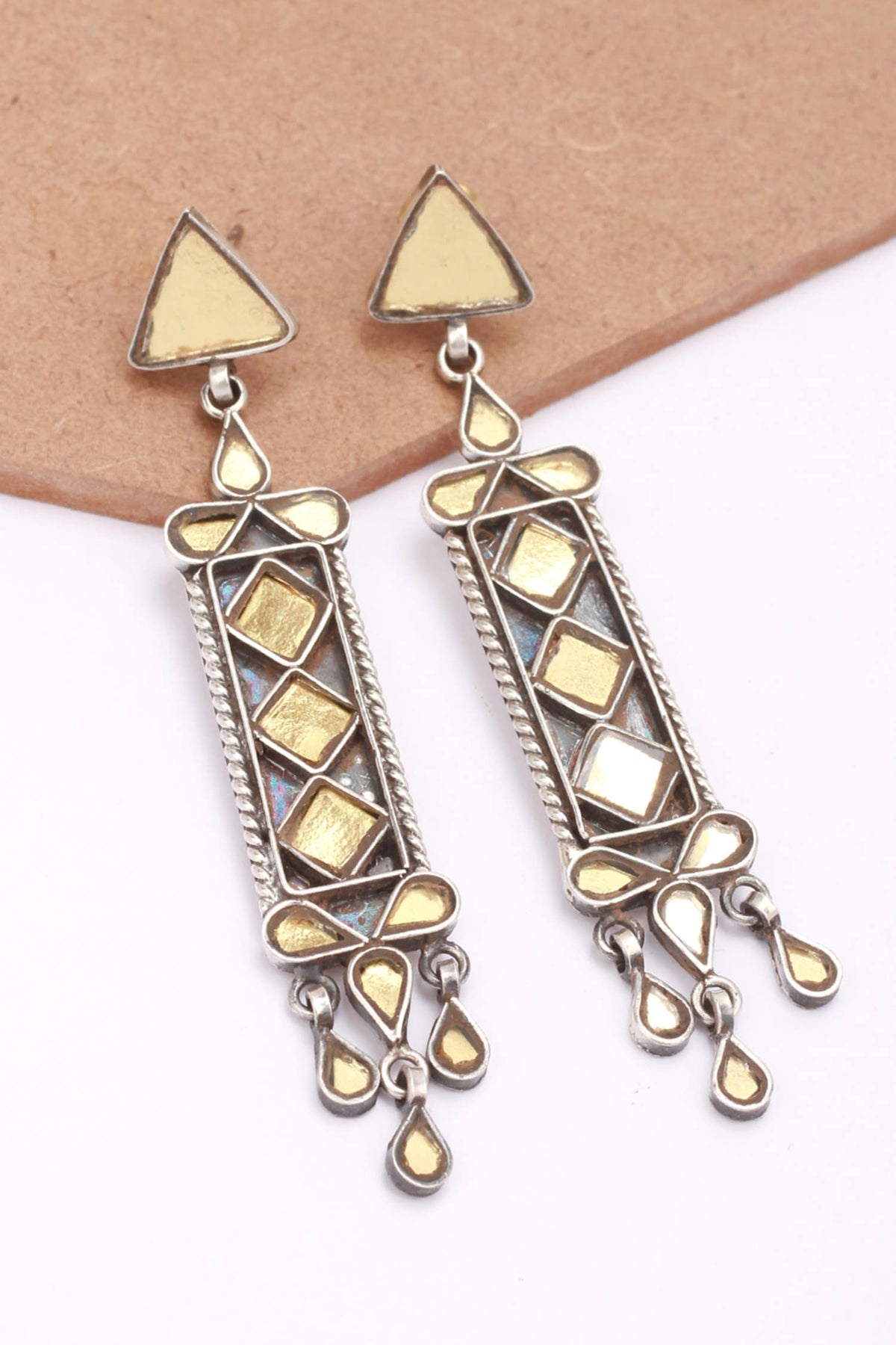 Geometric Danglers 