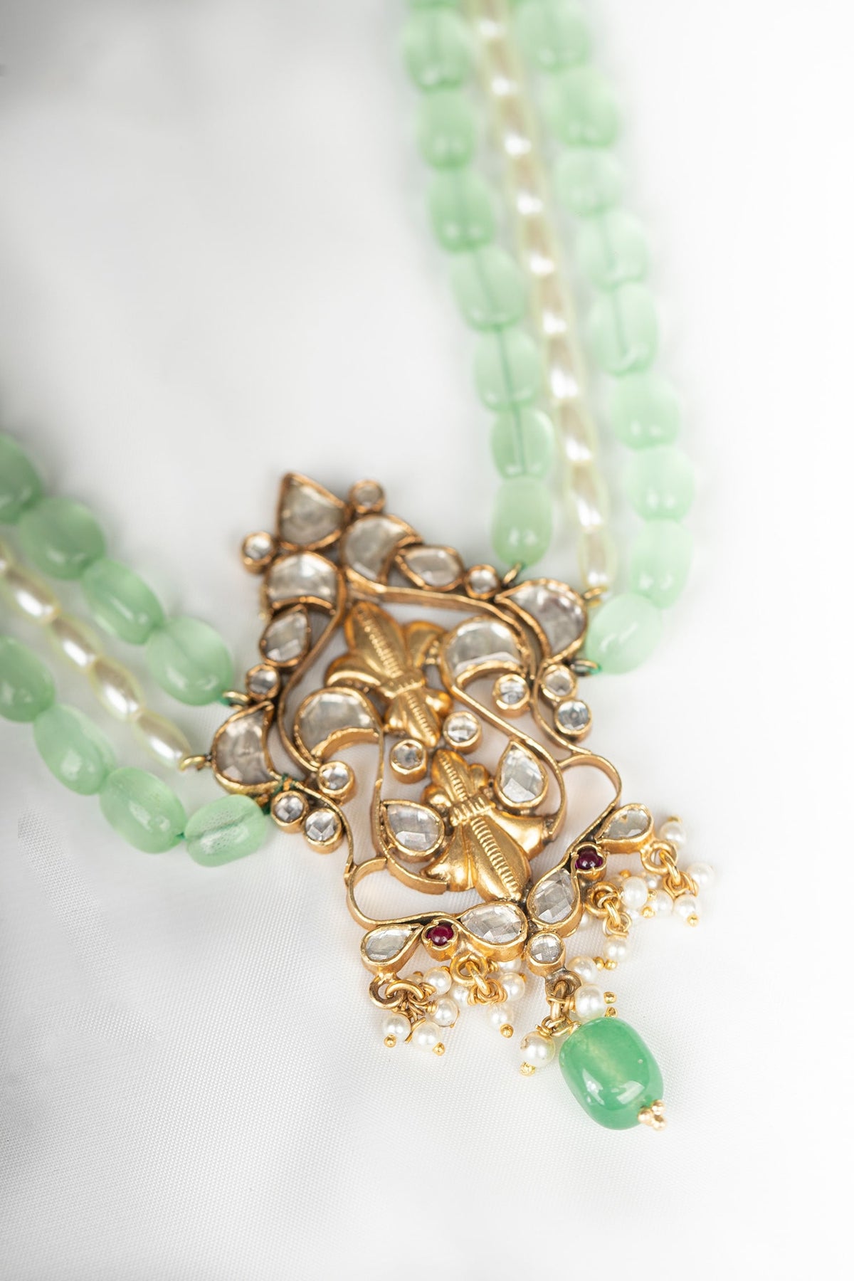 Polki Embellished Pendant Necklace 