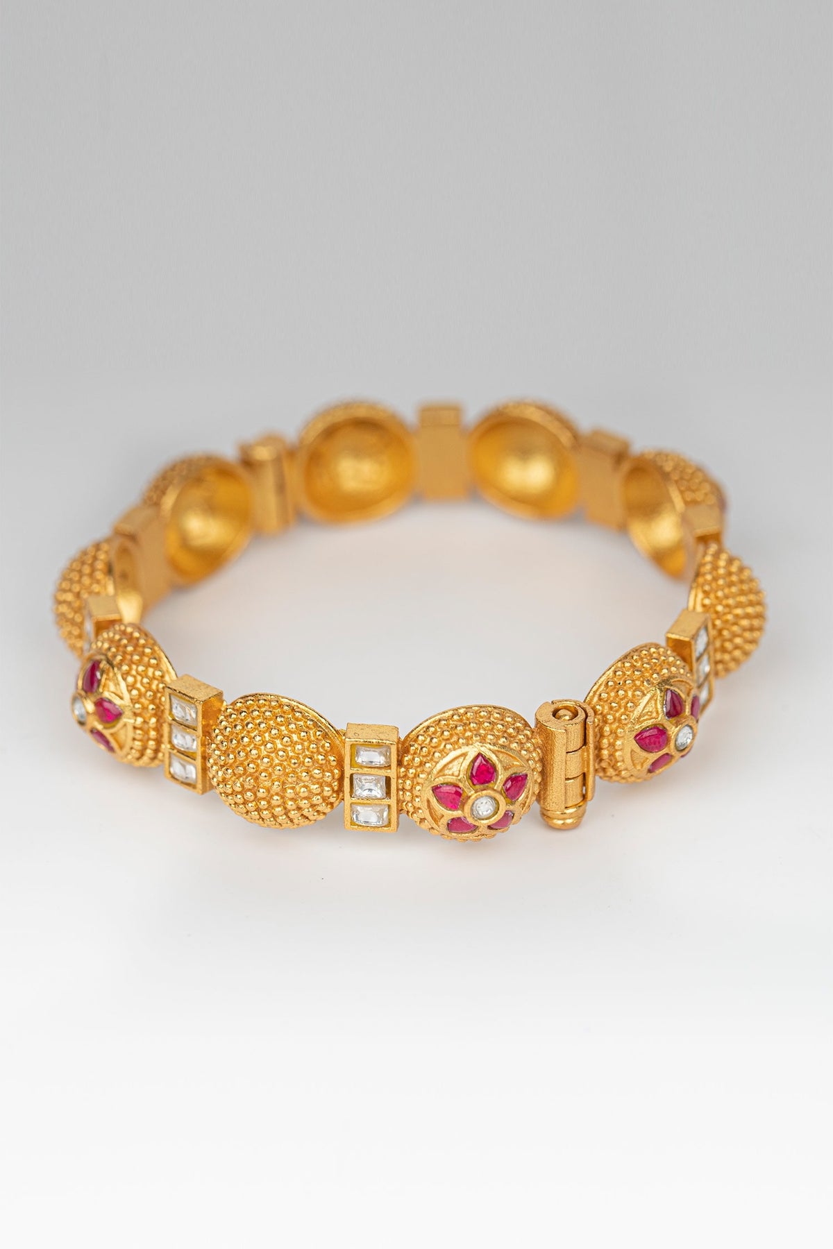 Floral Embellished Bangle 