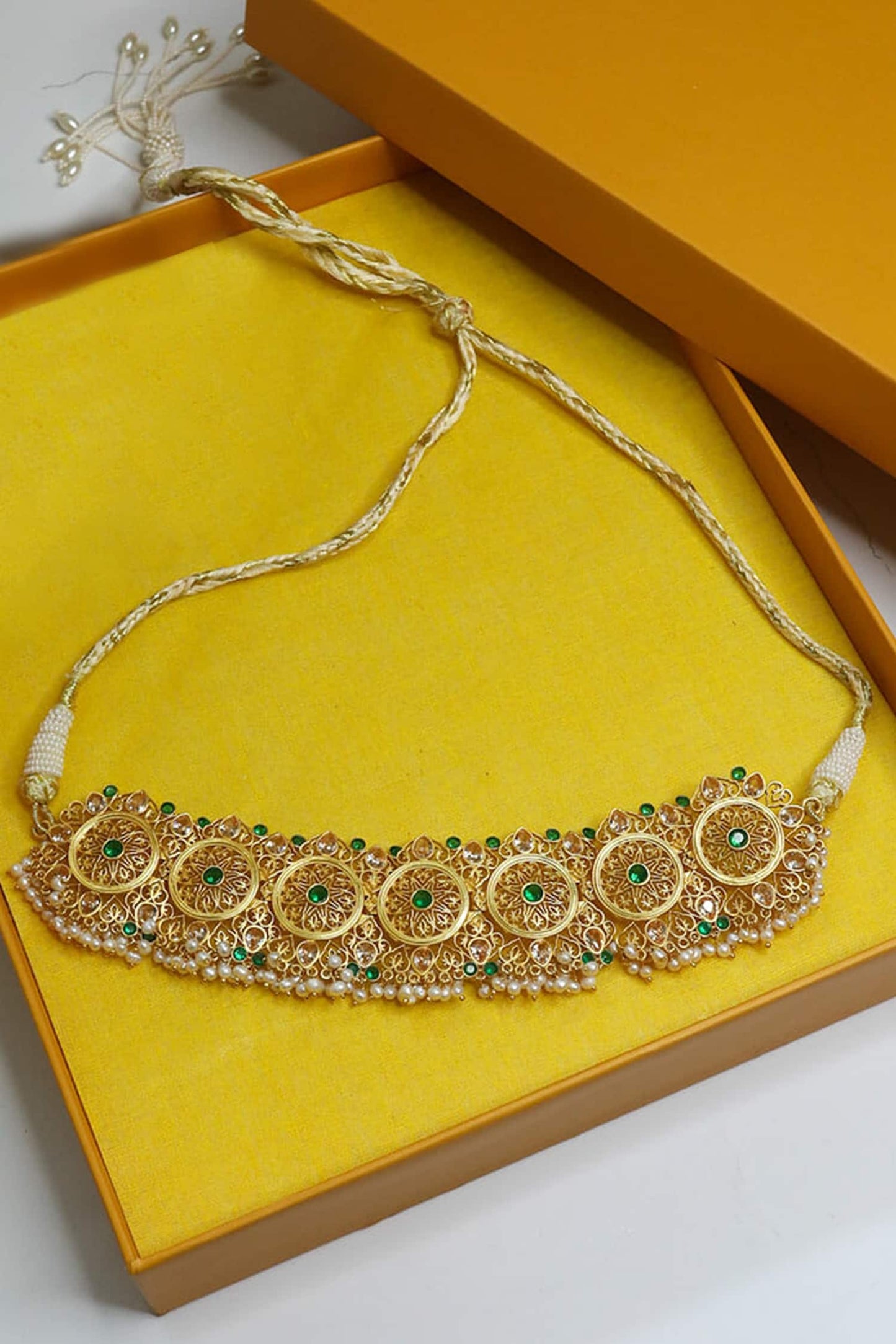 Jharoka Choker 