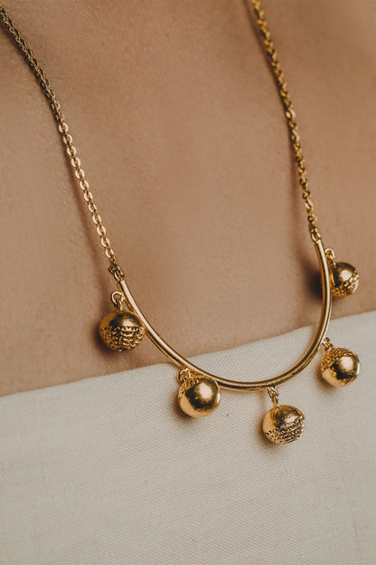  Westminster Pendant Necklace 