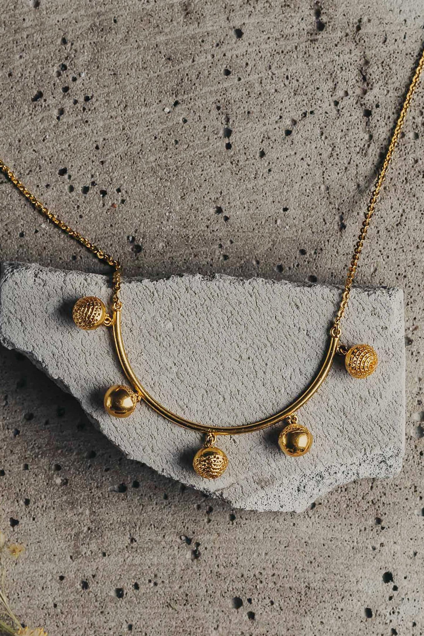  Westminster Pendant Necklace 