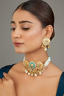 Gold Finish Turquoise Stone & Pearl Choker Necklace Set