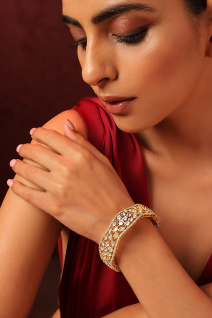 Geometric Pattern Kundan Embellished Kada 