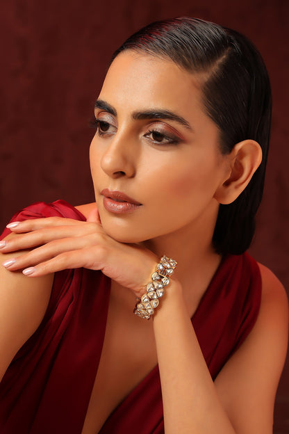 Geometric Cut Work Pattern Kada 