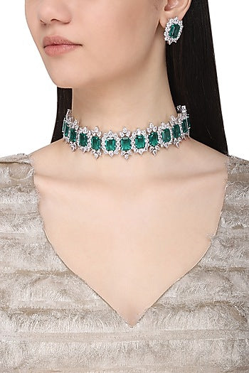 White Finish Sapphire & Emerald Adjustable Chocker Necklace Set