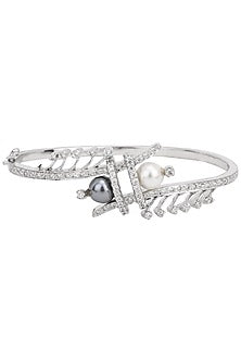 Silver Grey and White Pearl Bracelet