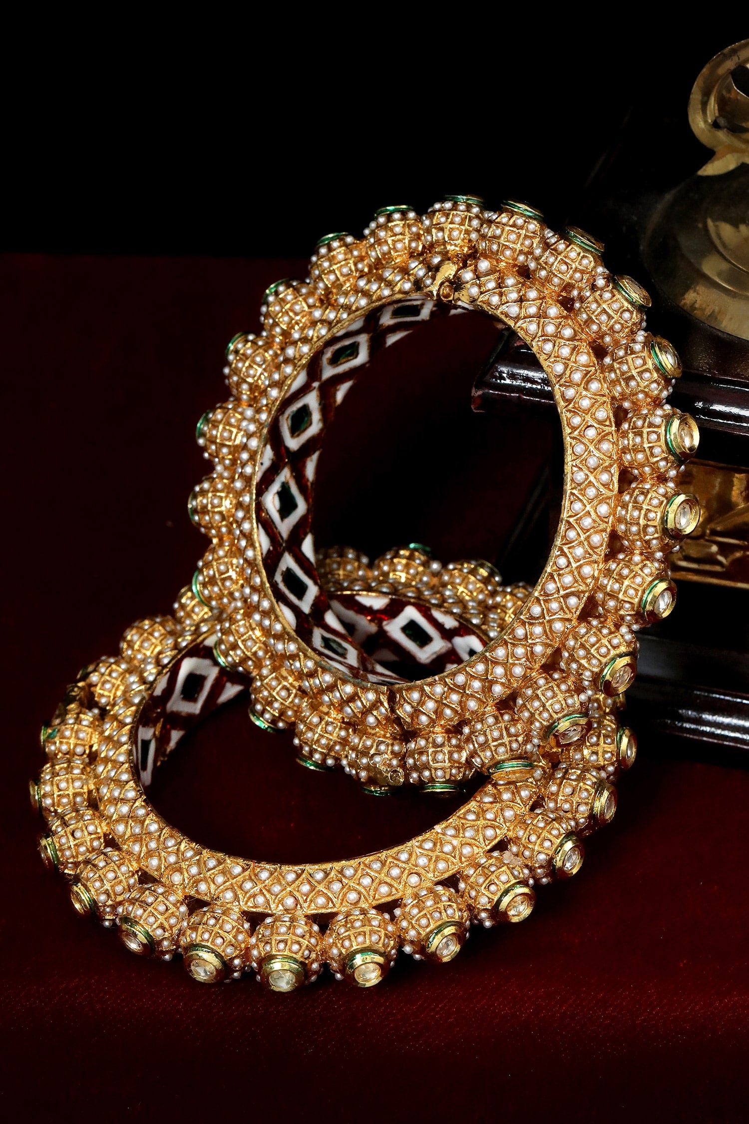 Handcrafted Rajwada Kundan Pacheli Bangle Single Pc 