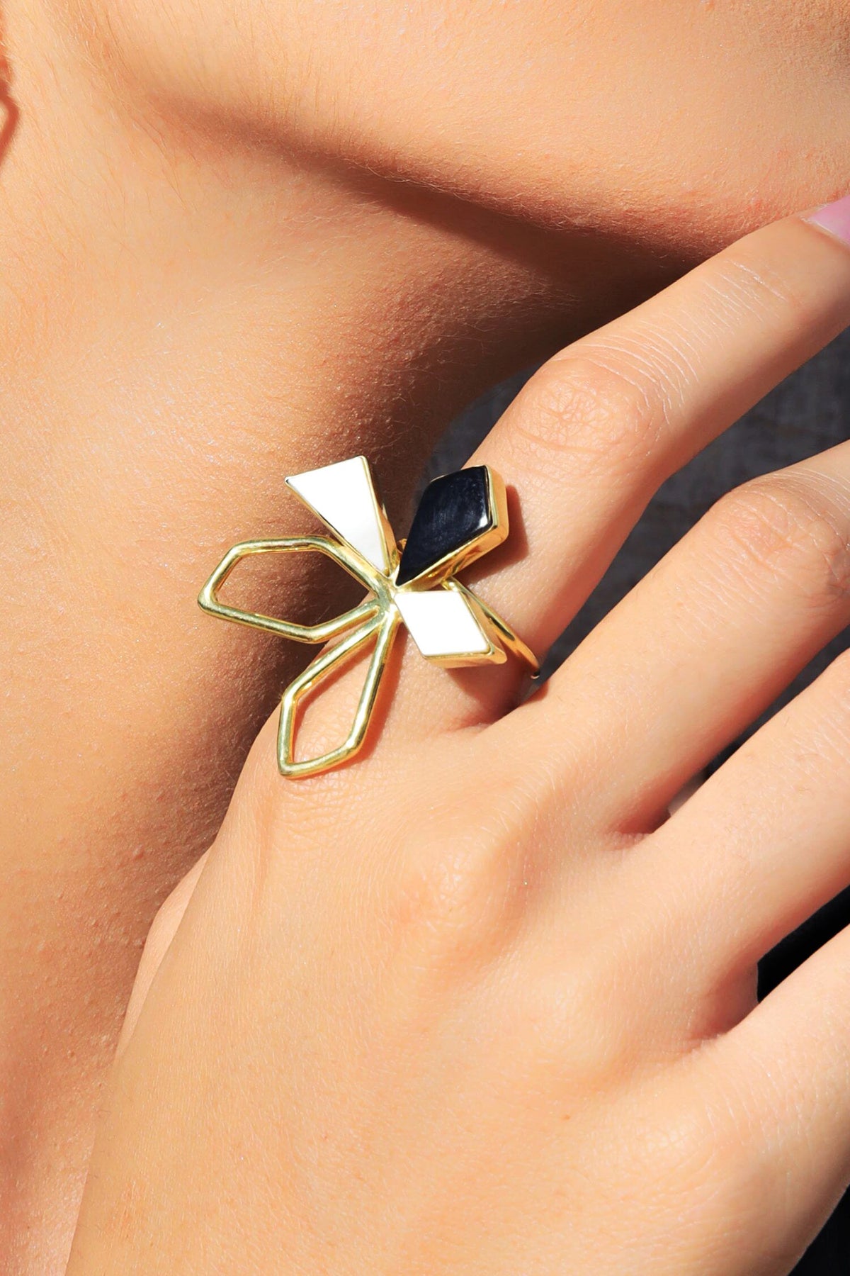 Curlicue Handmade Floral Stone Ring 