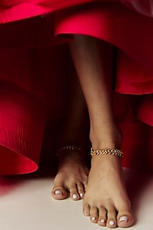 Gold Finish Kundan Polki Temple Payals (Set Of 2)